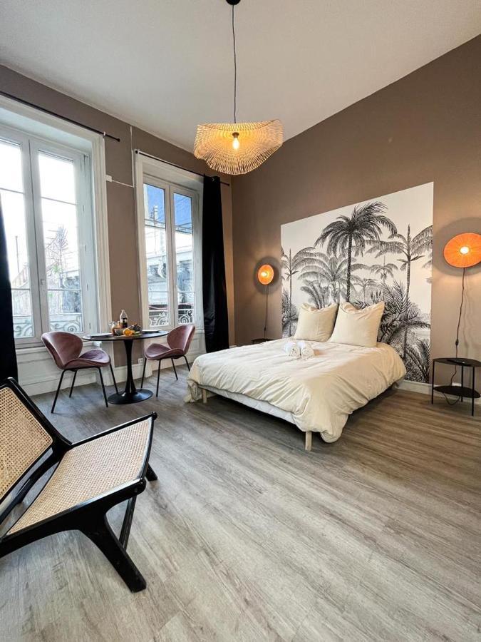 Suite Petra Λυών Εξωτερικό φωτογραφία